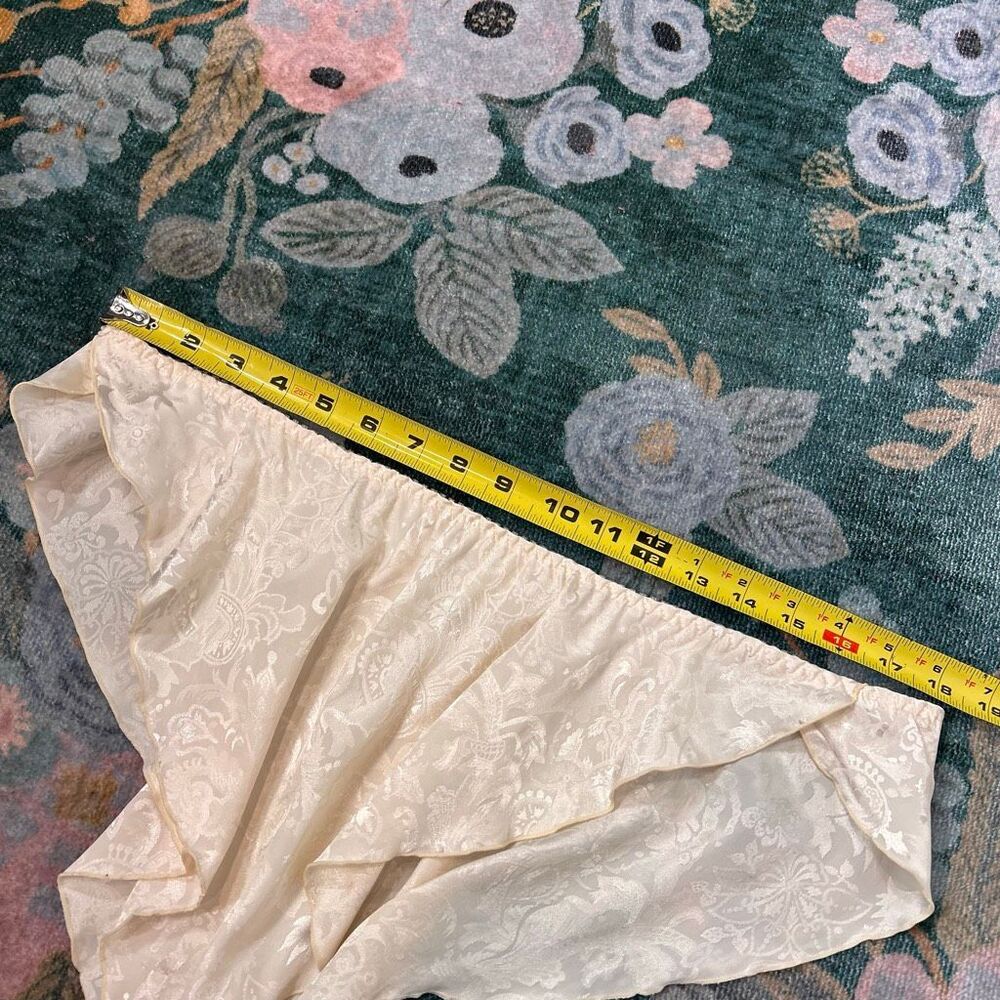 Victoria's Secret Gold Label Lingerie Pajama Set Womens Medium Cream Floral 2 Pc - Picture 5 of 16